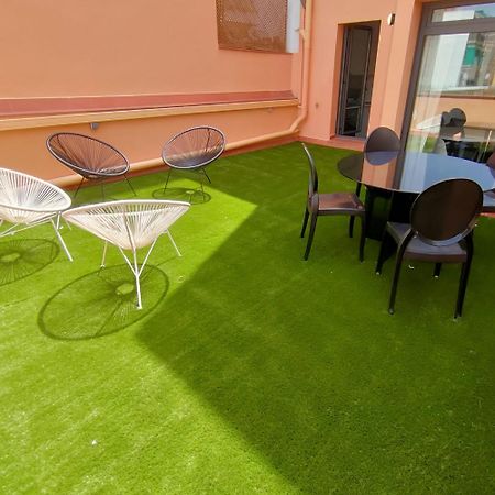 Mediterranean Barcelona Apartments Bagian luar foto