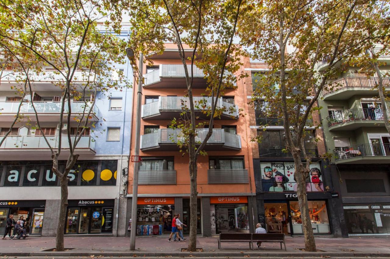 Mediterranean Barcelona Apartments Bagian luar foto