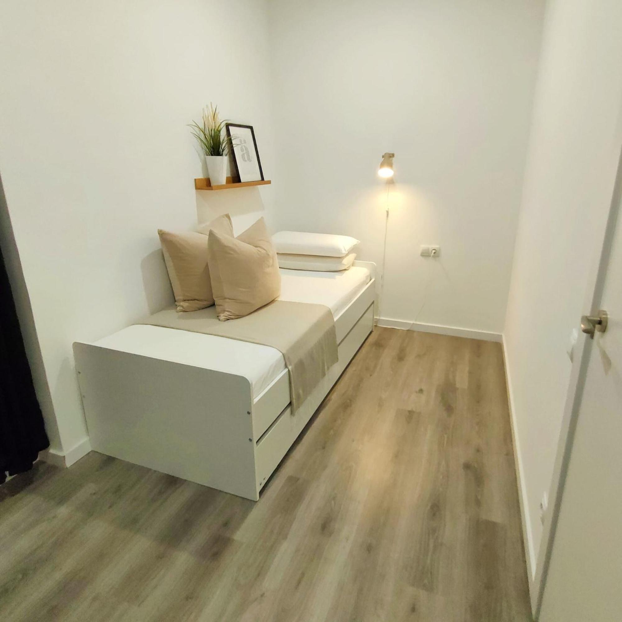 Mediterranean Barcelona Apartments Bagian luar foto