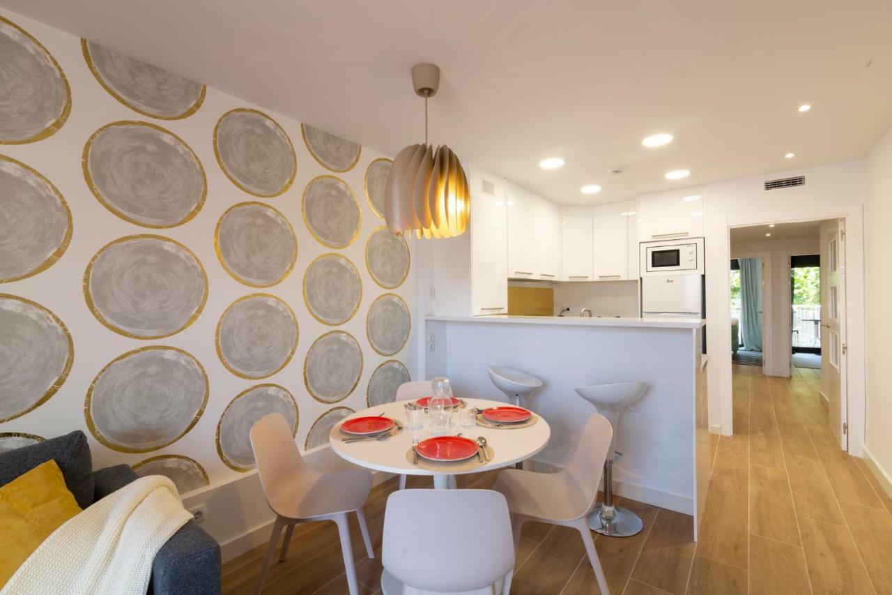 Mediterranean Barcelona Apartments Bagian luar foto